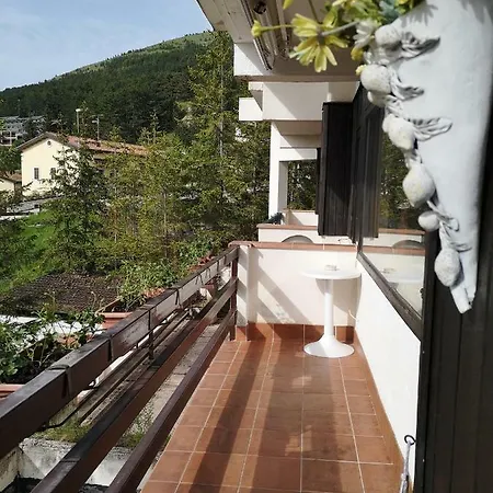 Abete Relax. Casa Di Charme A Apartment *