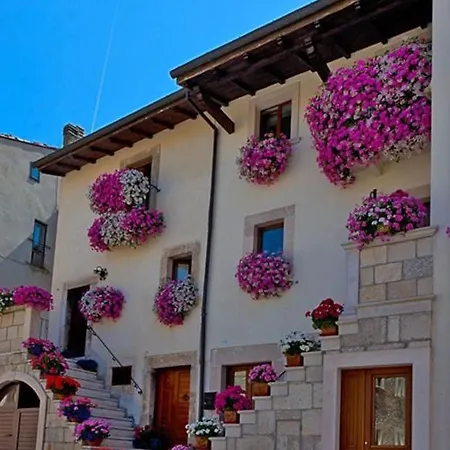 Apartment Abete Relax. Casa Di Charme A *
