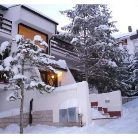 Abete Relax. Casa Di Charme A Apartment Pescocostanzo
